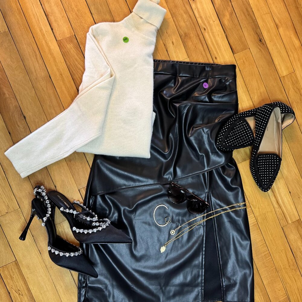 Kate Kasin - Black Pleather Skirt - LARGE